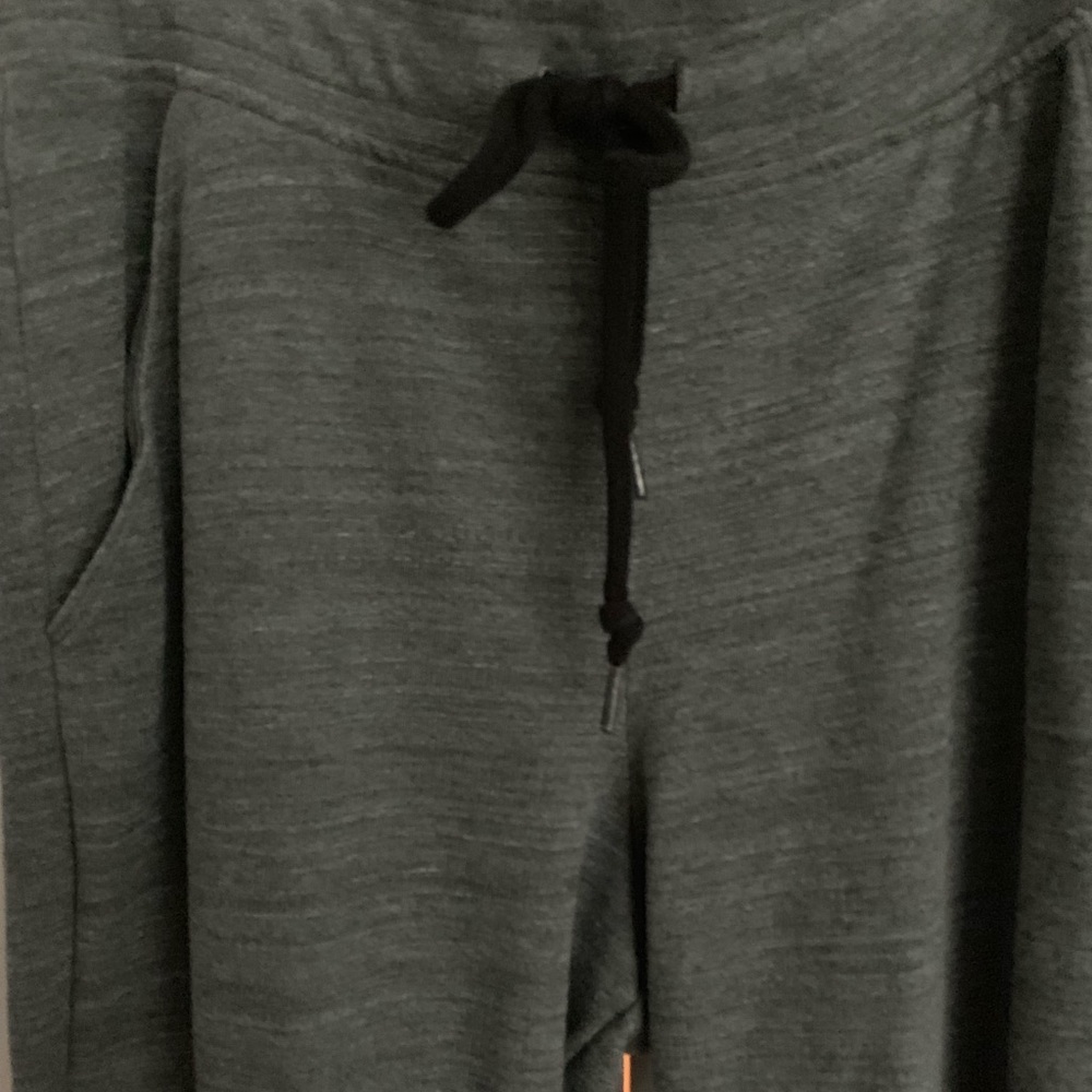 Women’s dark grey leggings/joggers